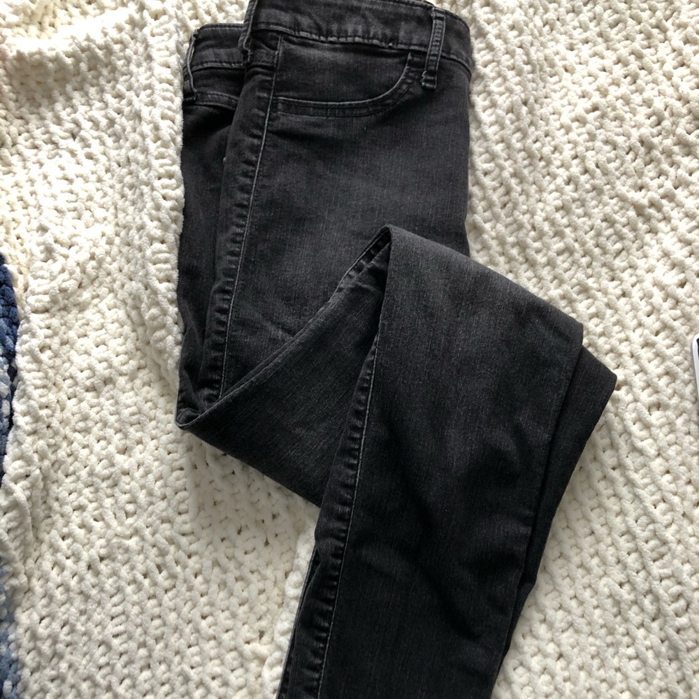 Black high-rise super skinny jeans